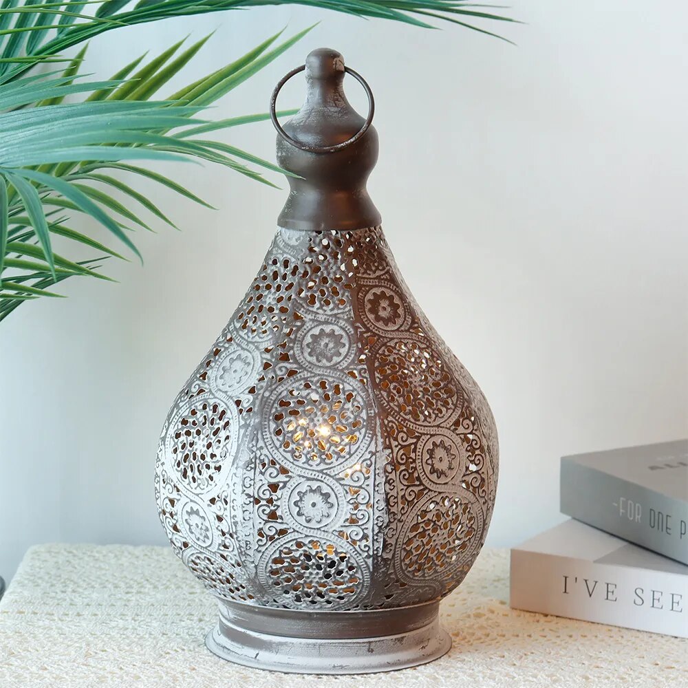 Moroccan battery-operated lamp